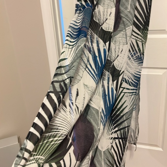 Maxi coverup. - Picture 5 of 5